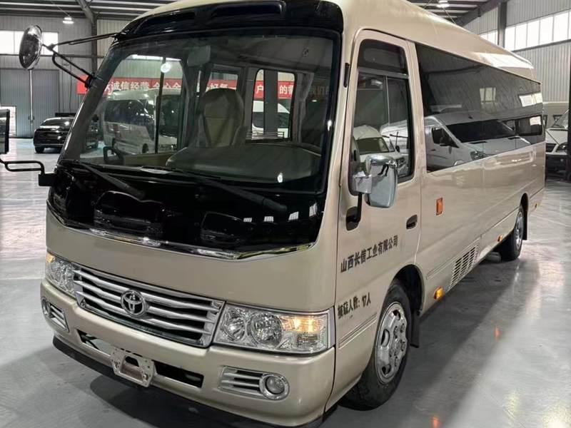 预约直达目的地！中巴包车解锁短途团体出行便捷新模式！